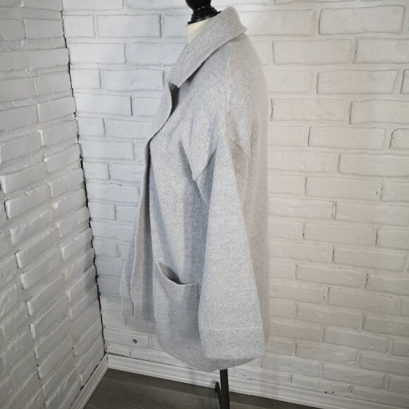 Thread & Supply Ladies Size Medium Grey Longer Open Cardigan - Picture 4 of 10